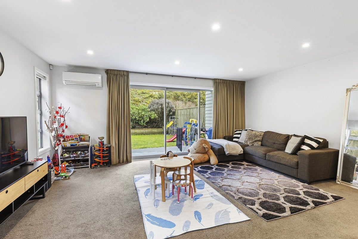 213 Mclintock Street North, Johnsonville, Wellington - Carousel 2