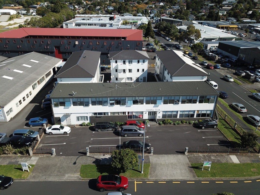 95B Felton Mathew Avenue, Saint Johns, Auckland - Carousel 1