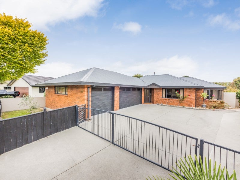 29 Washington Parade, Milson, Palmerston North - Carousel 1