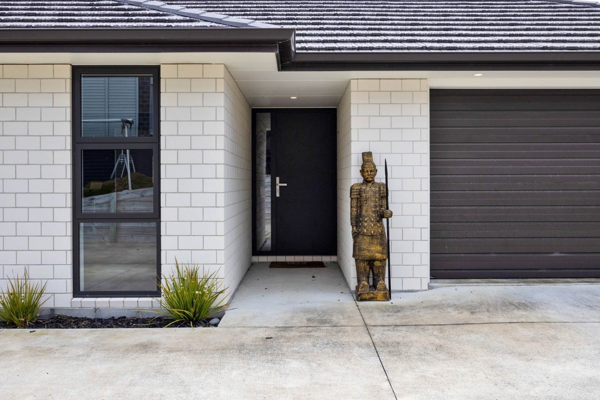 8A Jules Crescent, Bell Block, New Plymouth - Carousel 30