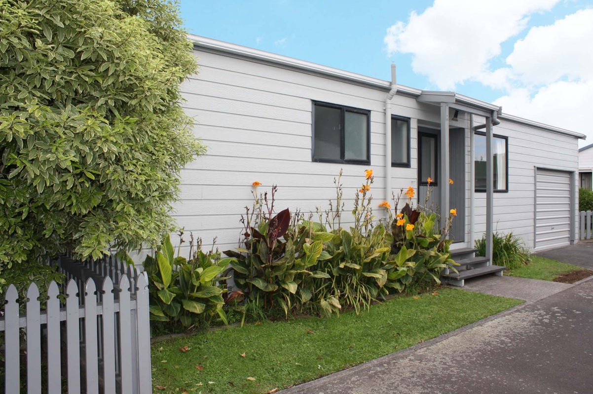 59A Dominion Road, Nawton, Hamilton - Carousel 1