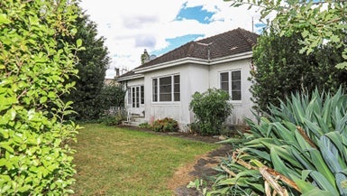 1001 Gordon Road, Raureka, Hastings - Carousel 1