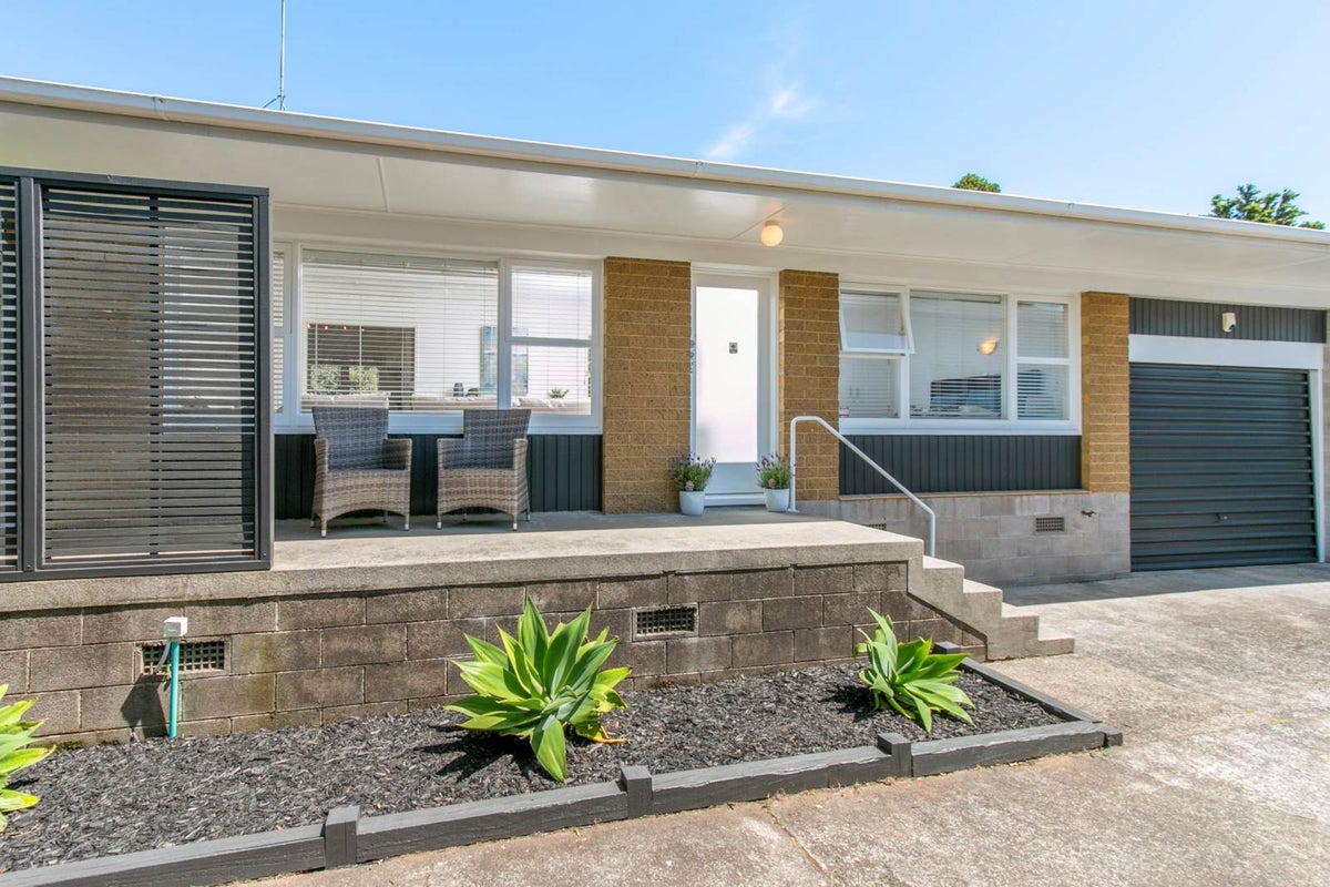 1/188 Campbell Road, Greenlane, Auckland - Carousel 1
