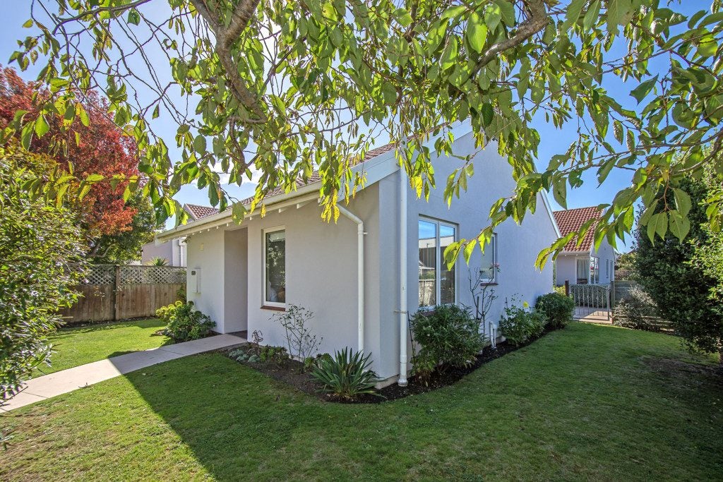 27 JAMES STREET, Redcliffs, Christchurch - Carousel 1