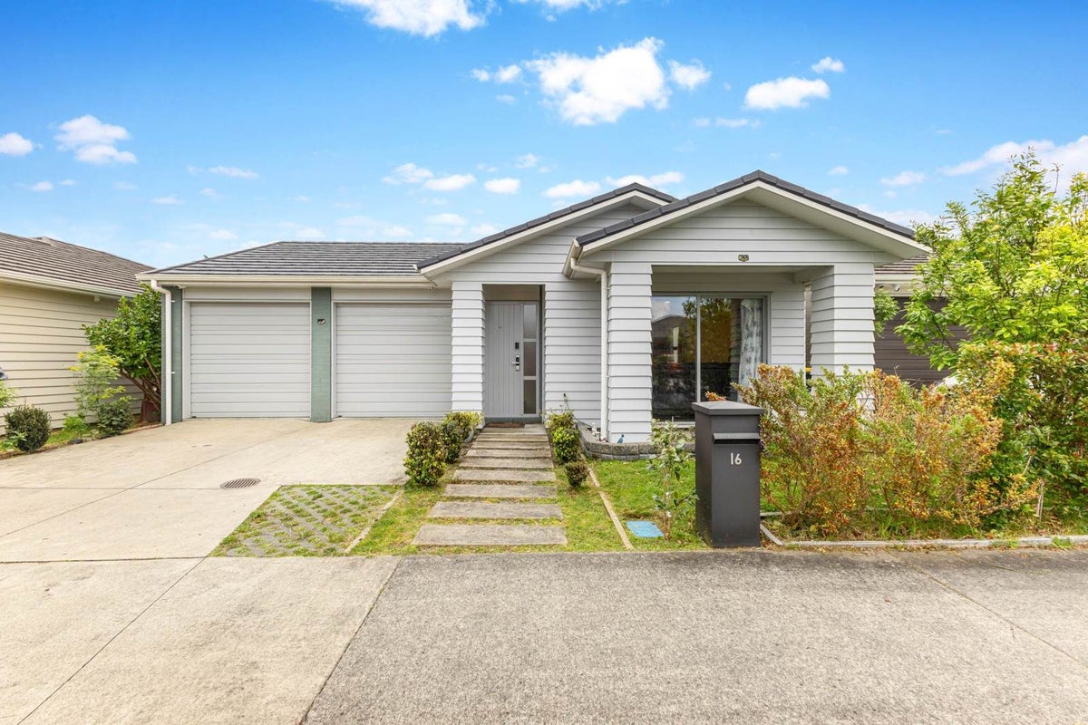 16 Gum Spear Road, Takanini, Papakura, Auckland - Carousel 1