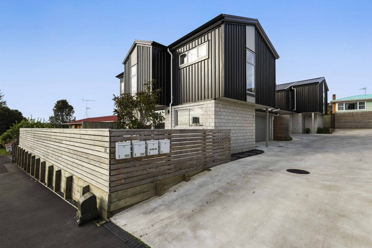 1/22 Thomson Avenue, Dinsdale, Hamilton - Carousel 15