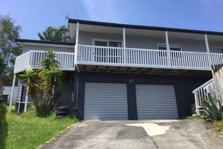 2/14 Camilla Grove, Totara Vale, Auckland - Carousel 2