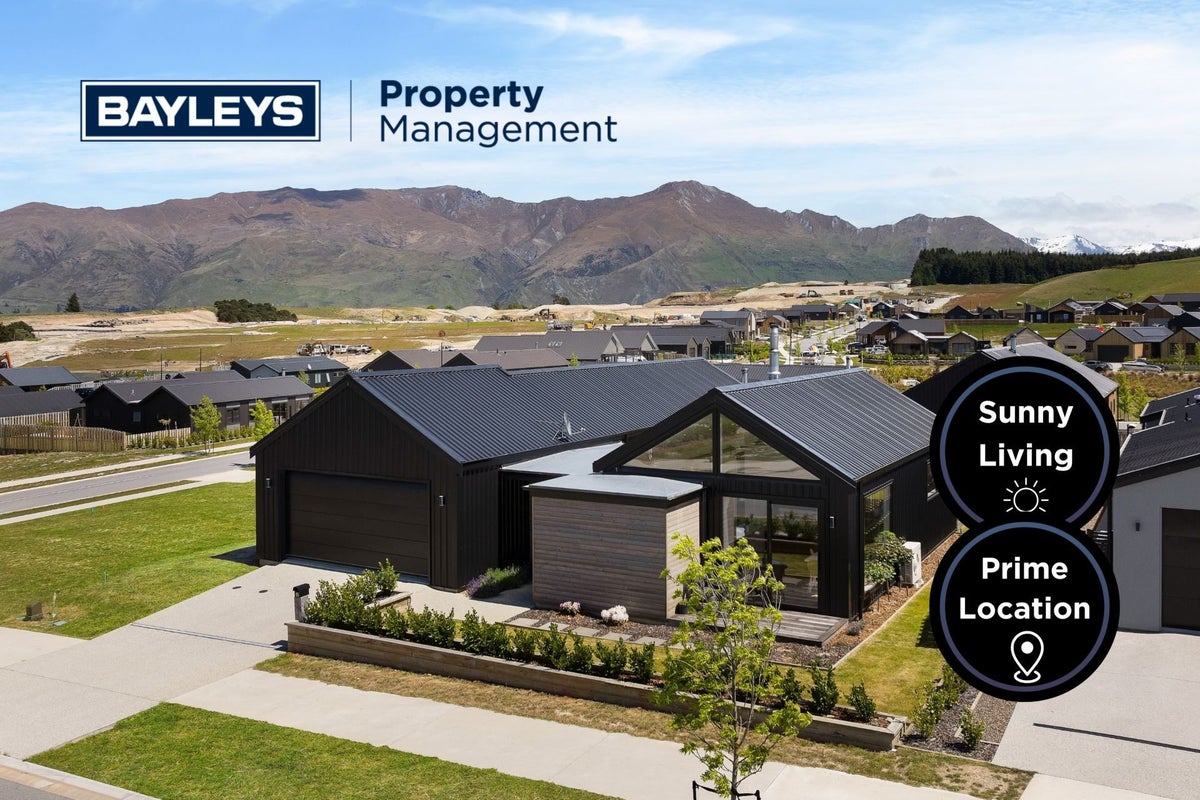 15 Riverslea Road, Wanaka - Carousel 1