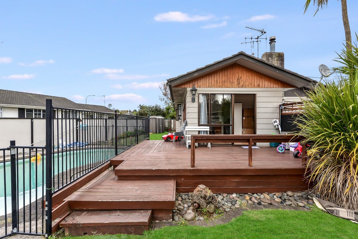 60 Bremworth Avenue, Dinsdale, Hamilton - Carousel 2