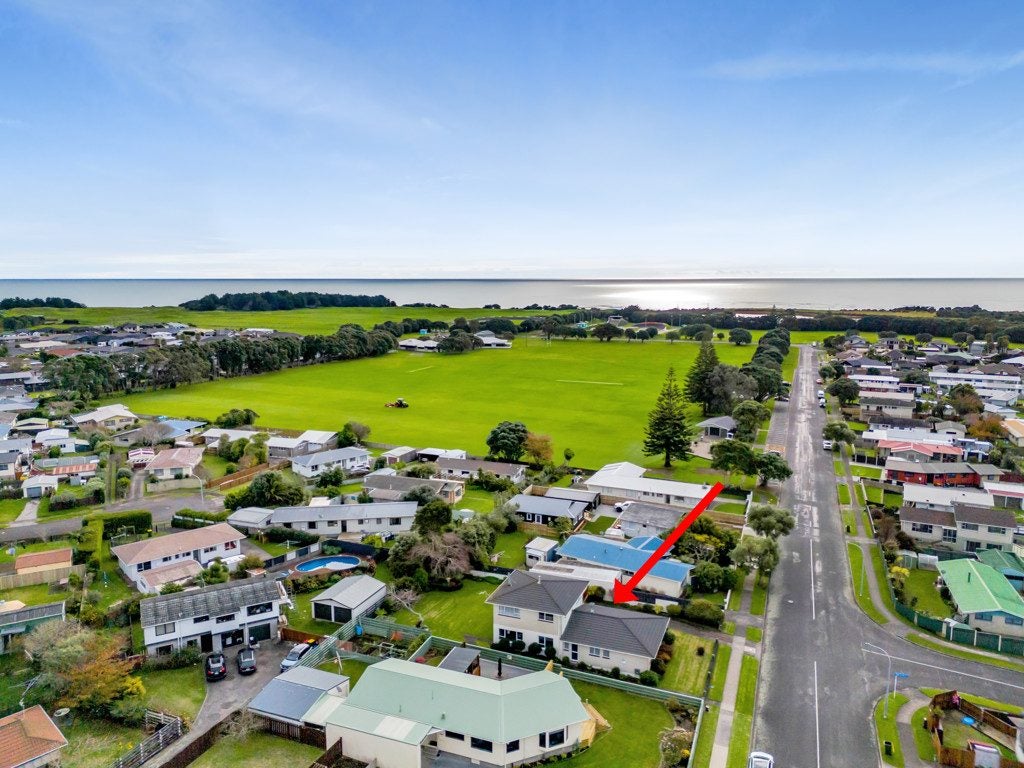 17 Smeaton Road, Bell Block, New Plymouth - Carousel 1