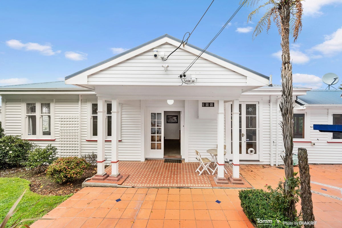 101A Rodrigo Road, Melrose, Wellington - Carousel 1