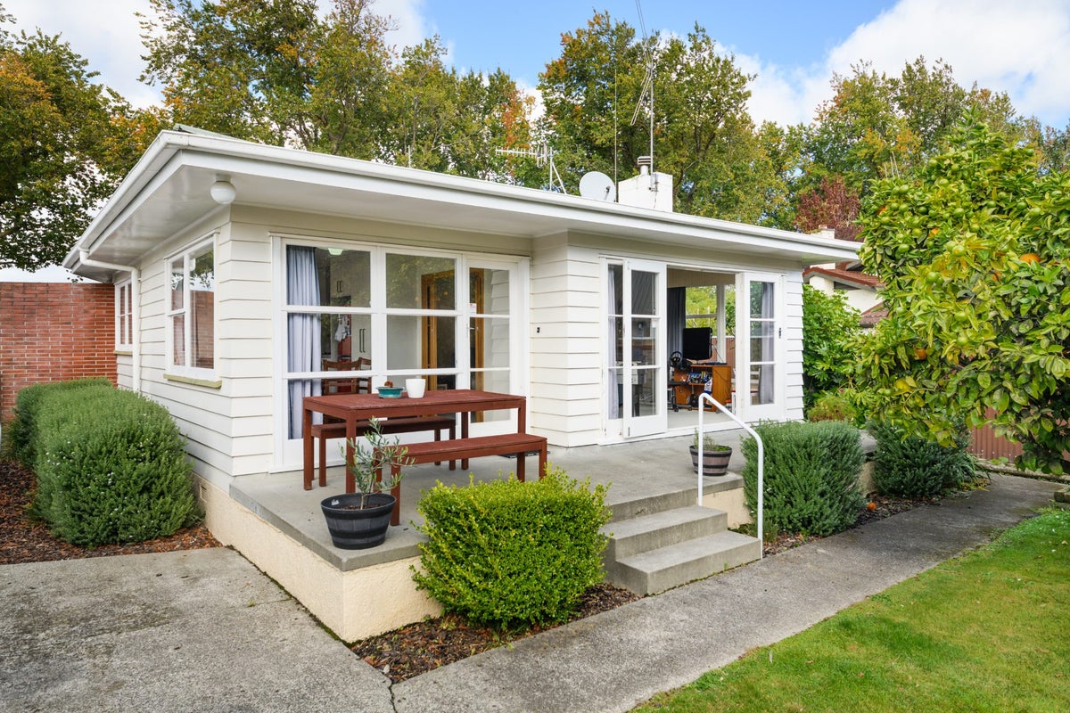 43 Elmira Avenue, Hokowhitu, Palmerston North - Carousel 2
