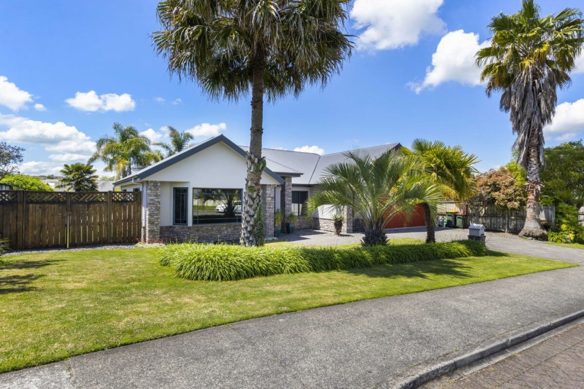 68 Callum Brae Drive, Rototuna, Hamilton - Carousel 1