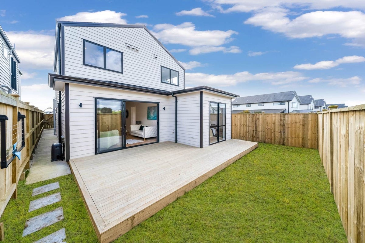 30 Ascent Street, Flat Bush, Auckland - Carousel 2