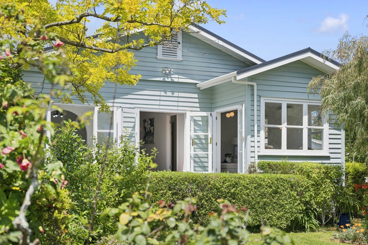 1/61 Mcintyre Road, Mangere Bridge, Auckland - Carousel 1