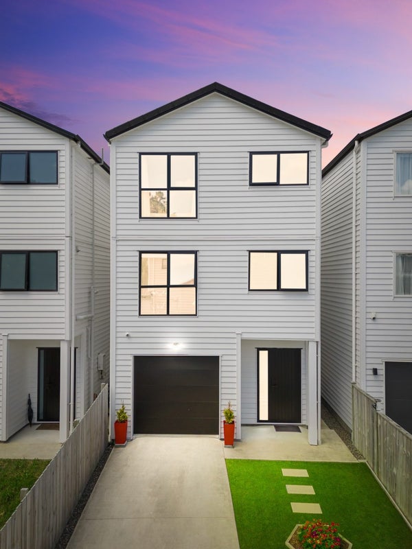 2B Wyon Way, Flat Bush, Auckland - Carousel 1
