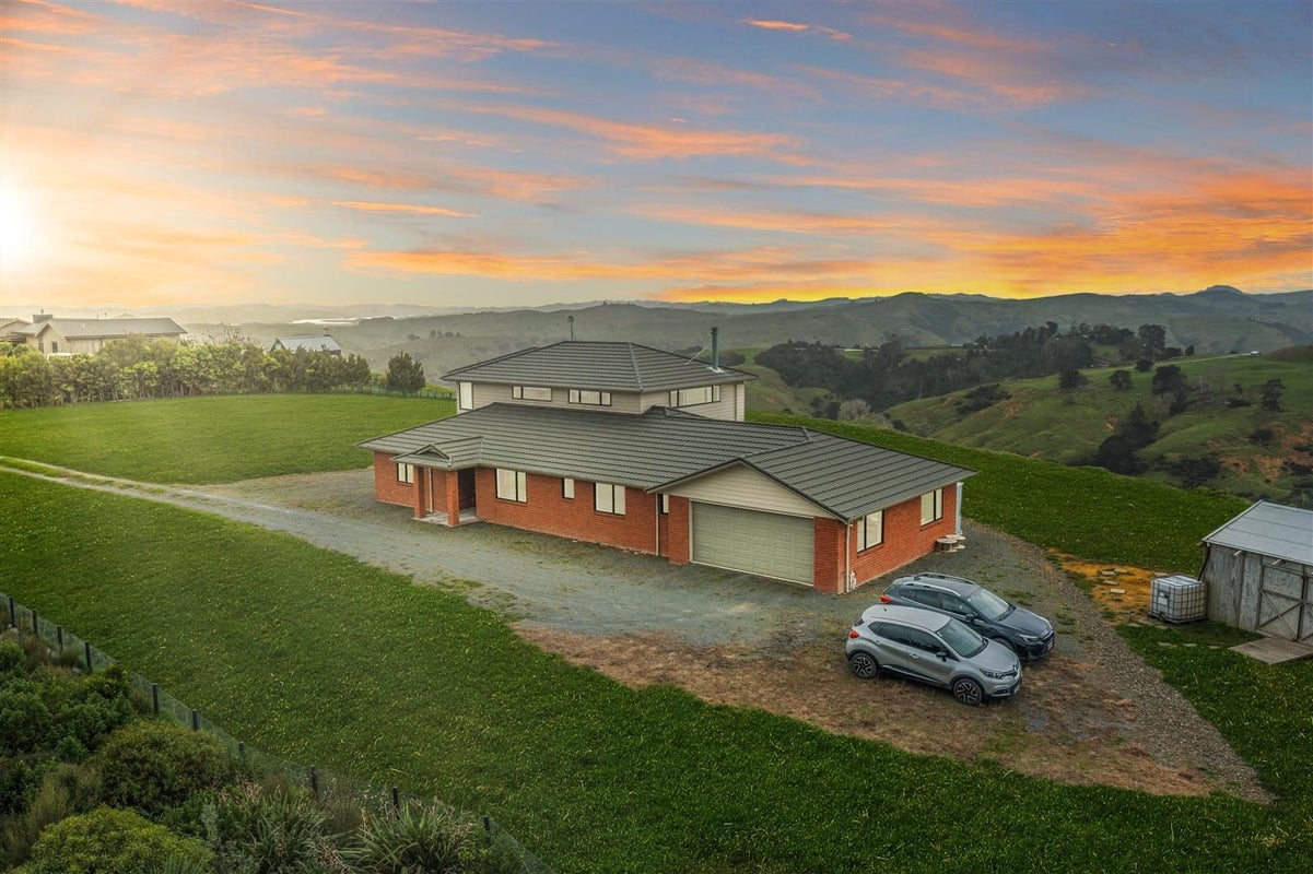 304 Mainland Road, Kaipara Flats, Warkworth - Carousel 1