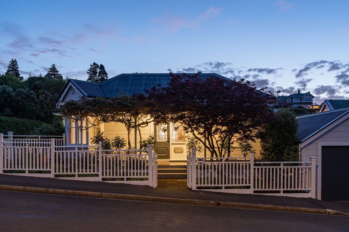 5 Fairfax Street, Maori Hill, Dunedin - Carousel 2