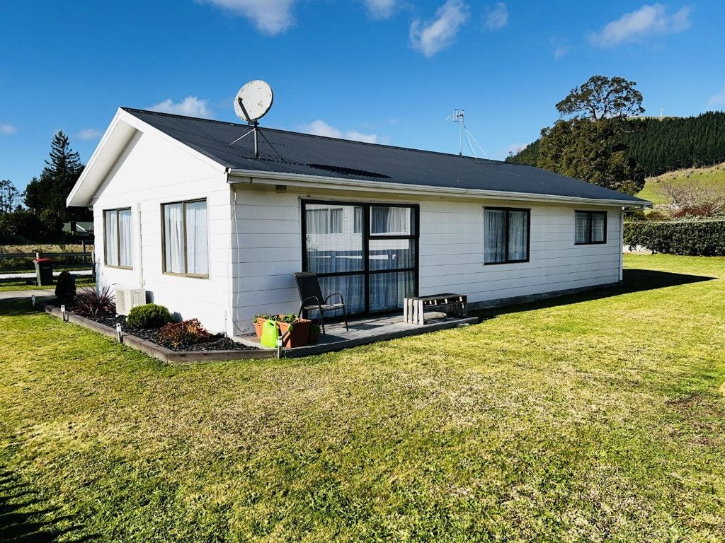 53 Western Road, Ngongotaha, Rotorua - Carousel 1