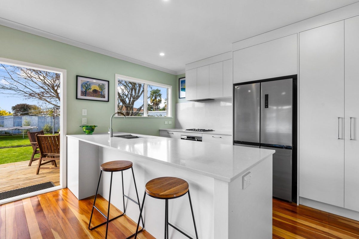 816 Clive Street, Akina, Hastings - Carousel 2