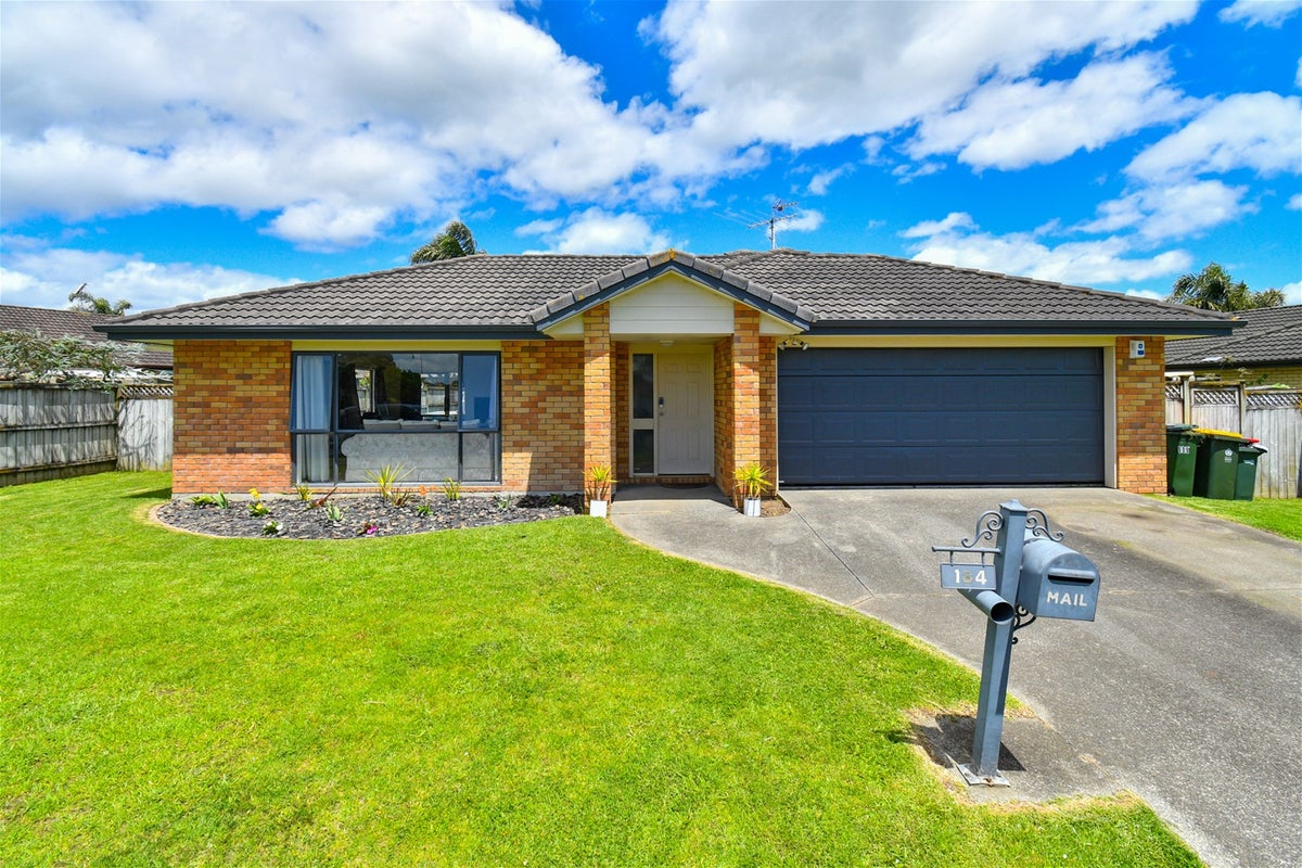 184 Wattle Farm Road, Wattle Downs, Auckland - Carousel 1