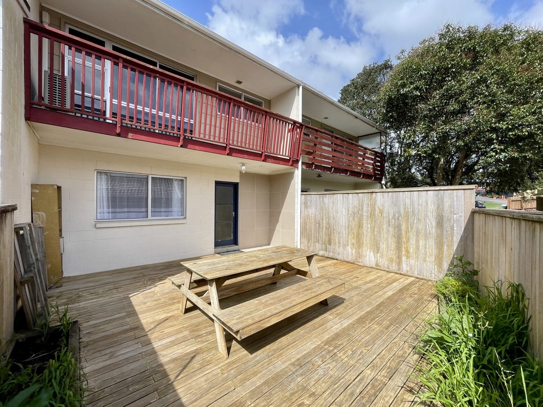 2/36 Copley Street, New Lynn, Auckland - Carousel 8