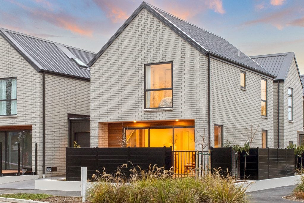 154 Westminster Street, Mairehau, Christchurch - Carousel 1