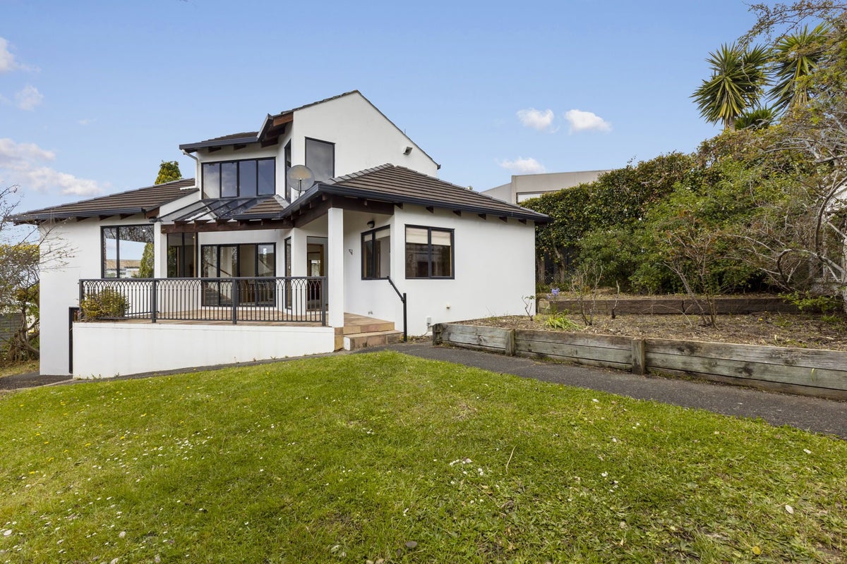 38 Belmont Terrace, Milford, Auckland - Carousel 2