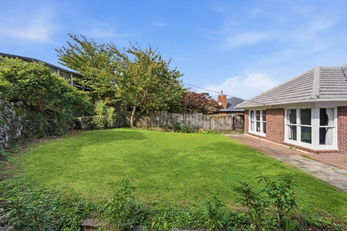 481 Mount Albert Road, Mount Roskill, Auckland - Carousel 24