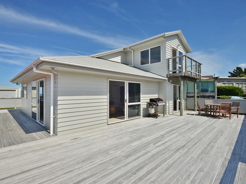 52 Guthrie Crescent, Castlepoint - Carousel 1