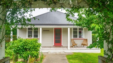 199 Main Street, Greytown - Carousel 1