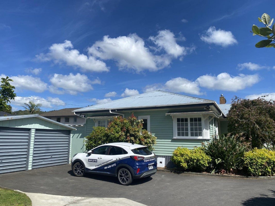 2A Hall Avenue, Regent, Whangarei - Carousel 1