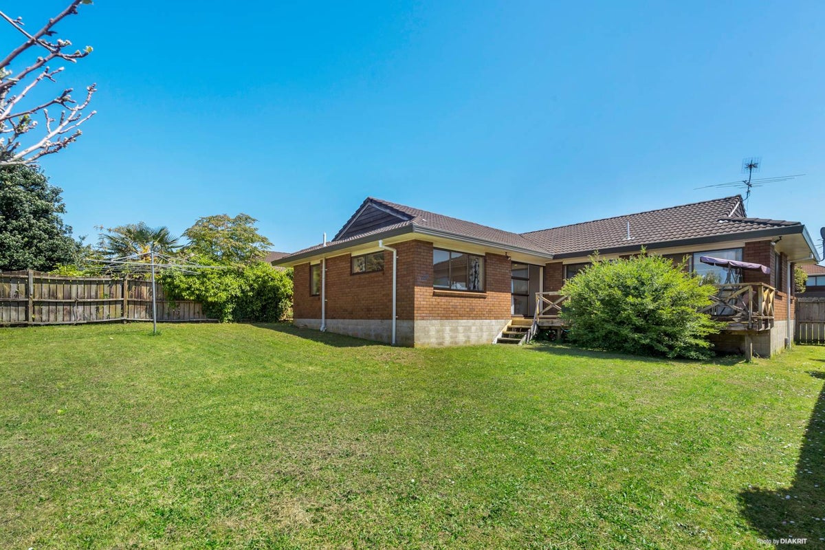 148 Whitford Road, Somerville, Manukau - Carousel 2