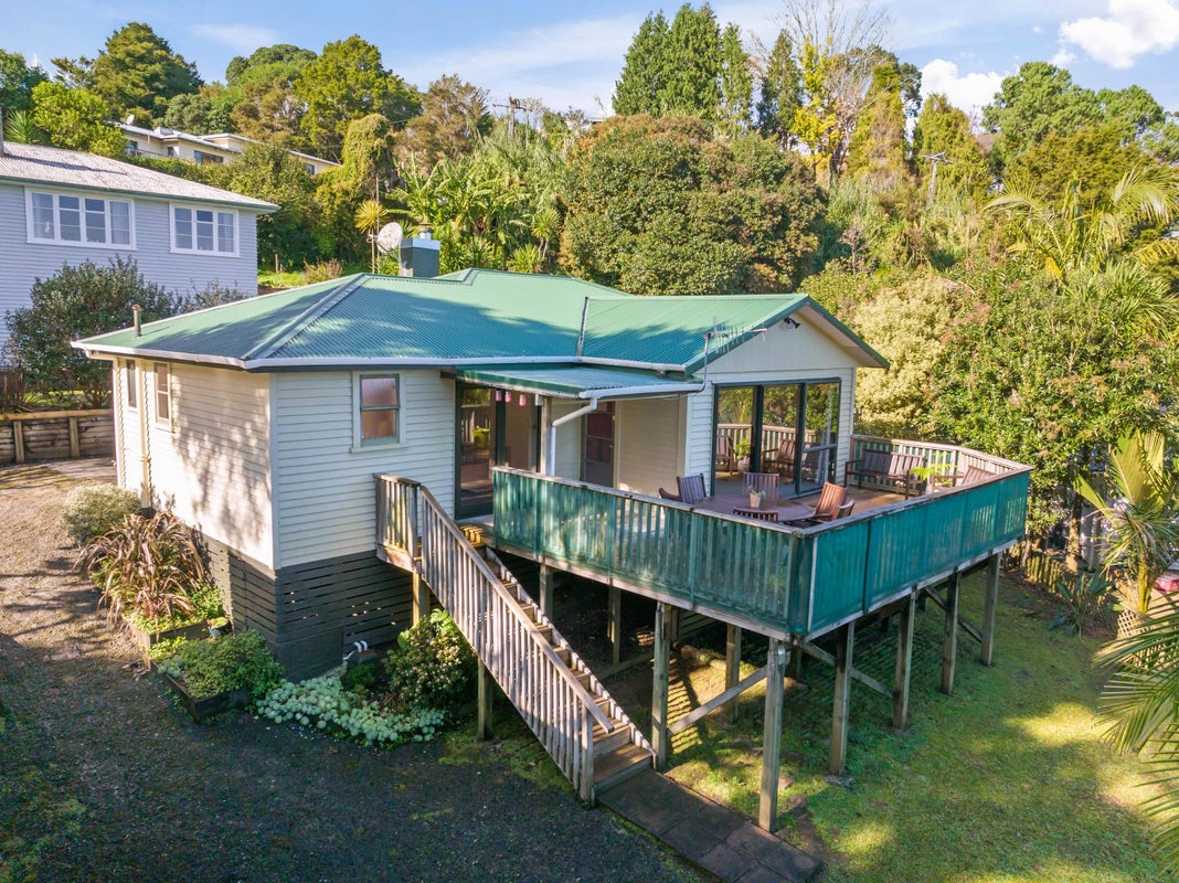 19 Jessie Street, Parahaki, Whangarei - Carousel 1