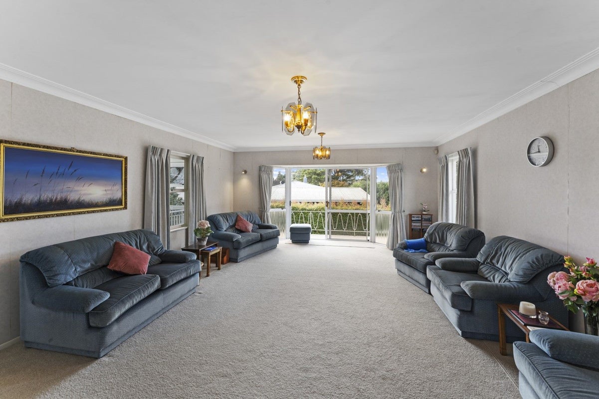 60 Sylvia Road, Hillcrest, Auckland - Carousel 2