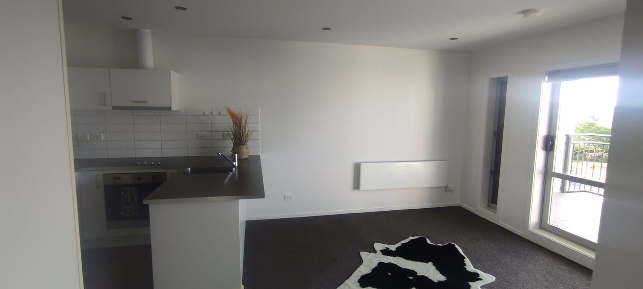 13E/71 Spencer Road, Oteha, Auckland - Carousel 13