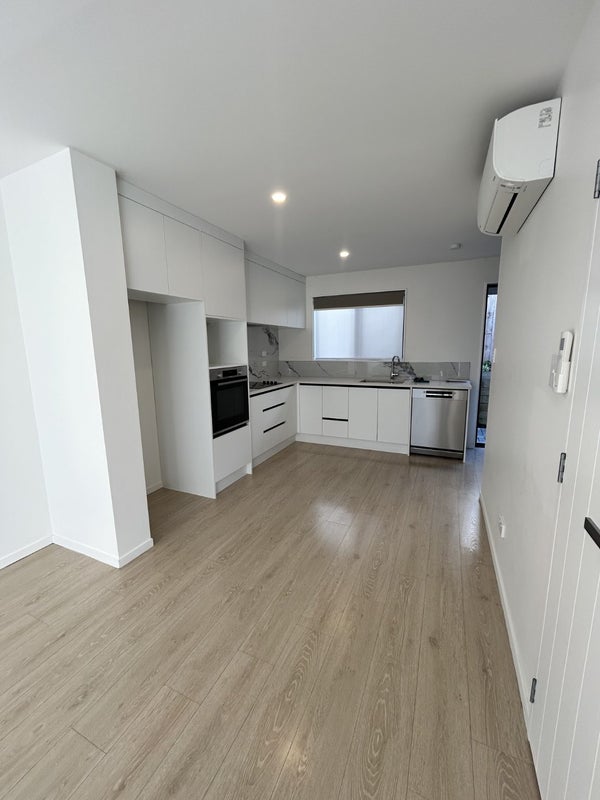 133C Lancaster Road, Beach Haven, Auckland - Carousel 2