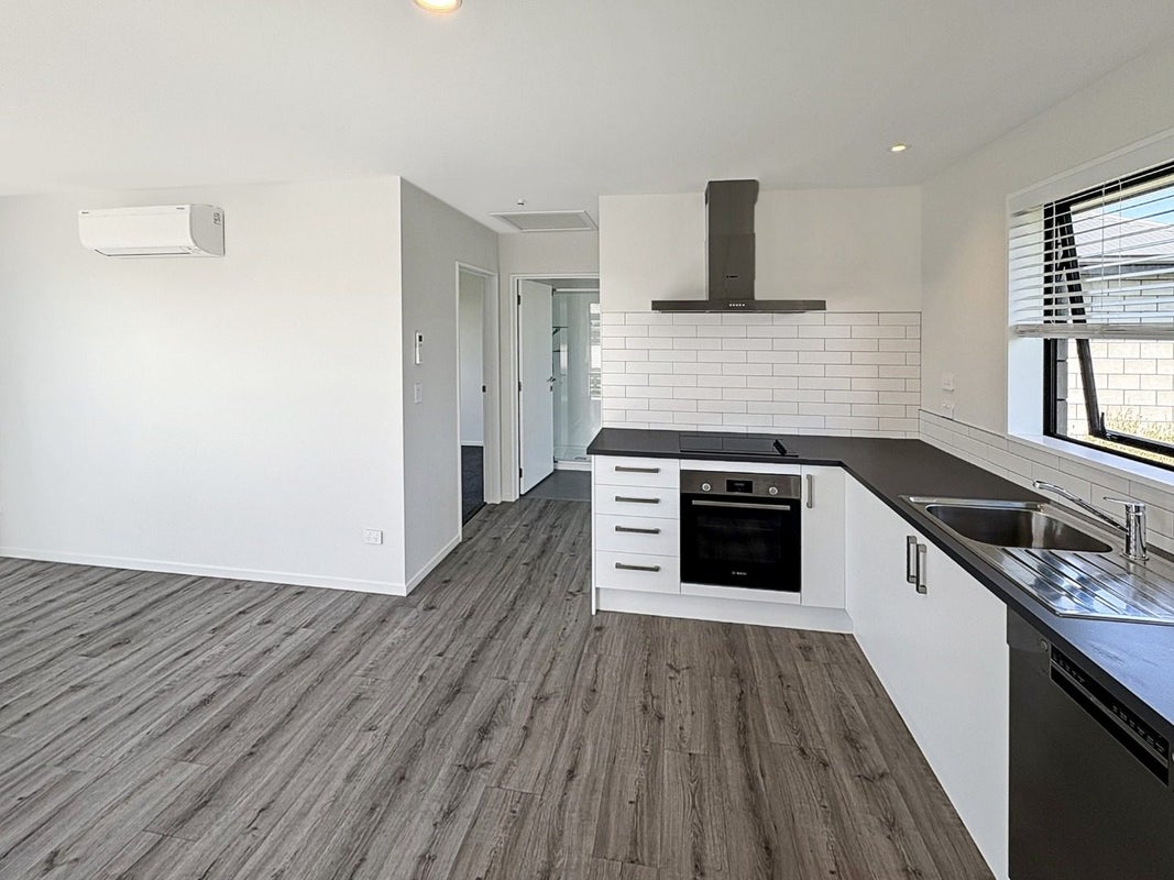 35 Kestrel Heights, Arkles Bay, Whangaparaoa - Carousel 2