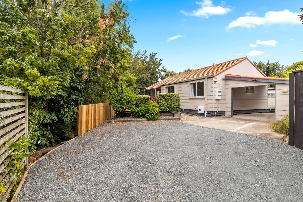 9A Marire Avenue, Frankton, Hamilton - Carousel 1