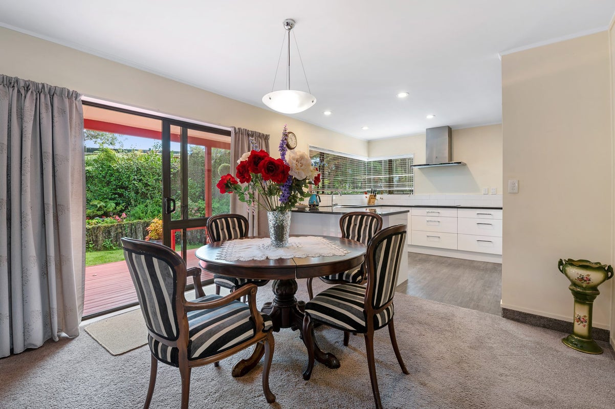 74C Grand Vue Road, Kawaha Point, Rotorua - Carousel 2