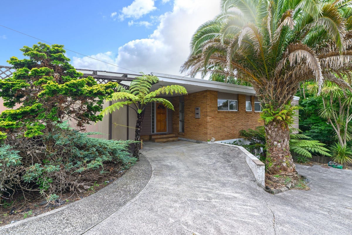 1/17B Woodvale Road, Glen Eden, Auckland - Carousel 1