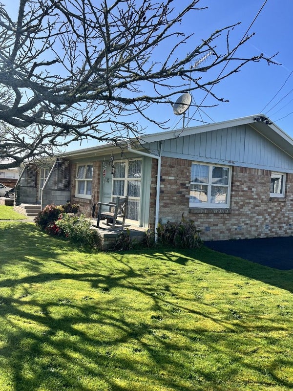 3/69 May Street, Hamilton East, Hamilton - Carousel 1