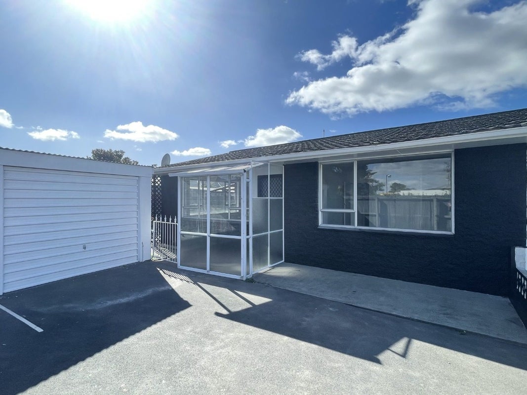 4/417 Worcester Street, Linwood, Christchurch - Carousel 1