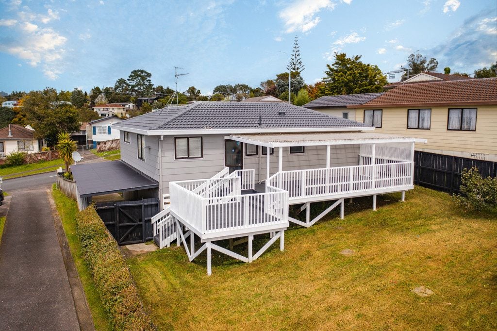 171 Solar Road, Glen Eden, Auckland - Carousel 1