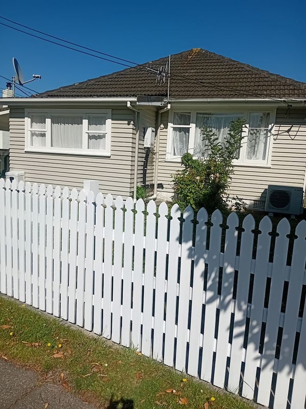 1/84 Garden Road, Avalon, Lower Hutt - Carousel 1
