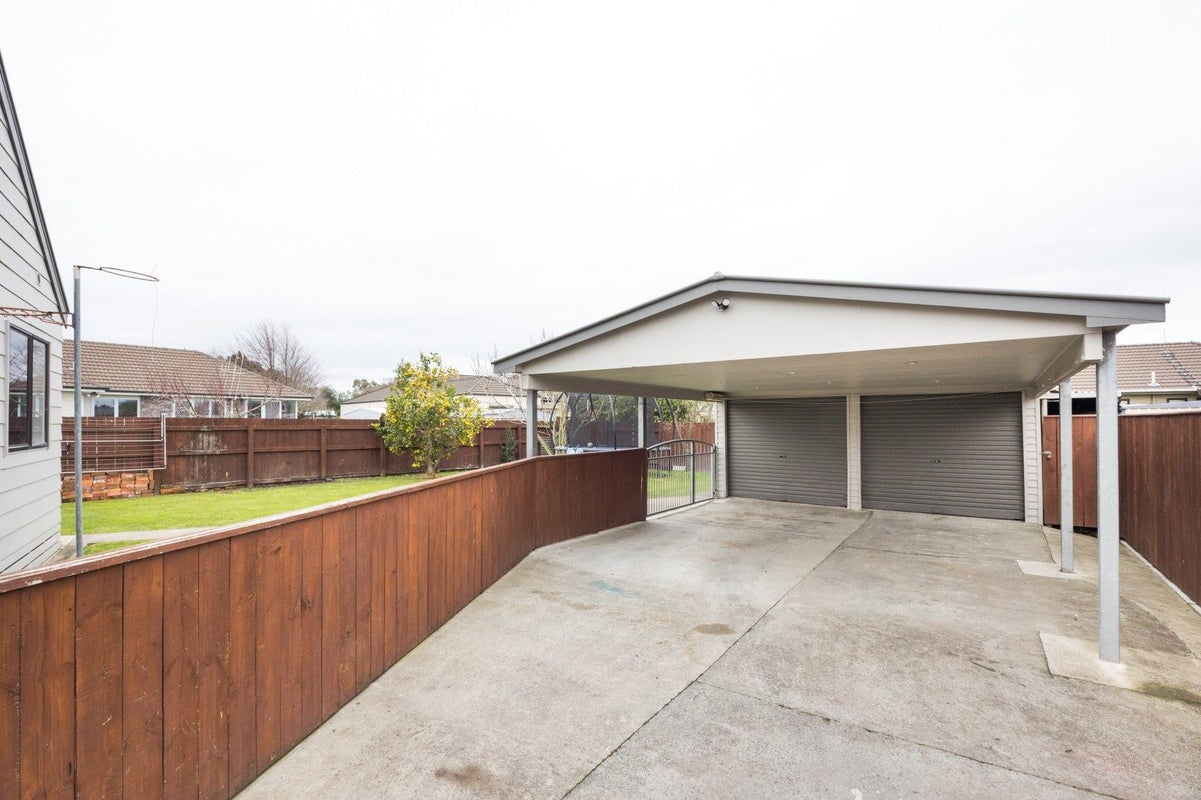 5 Cedar Grove, Highbury, Palmerston North - Carousel 2
