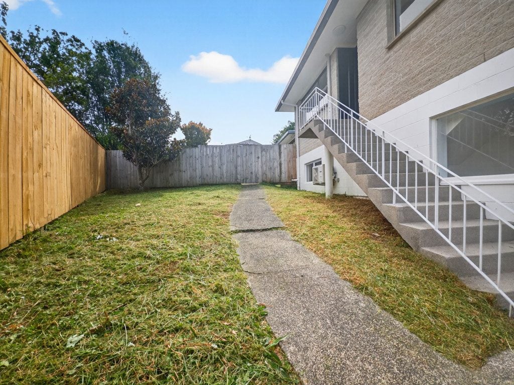 1/23 Ramillies Place, Glenfield, Auckland - Carousel 12