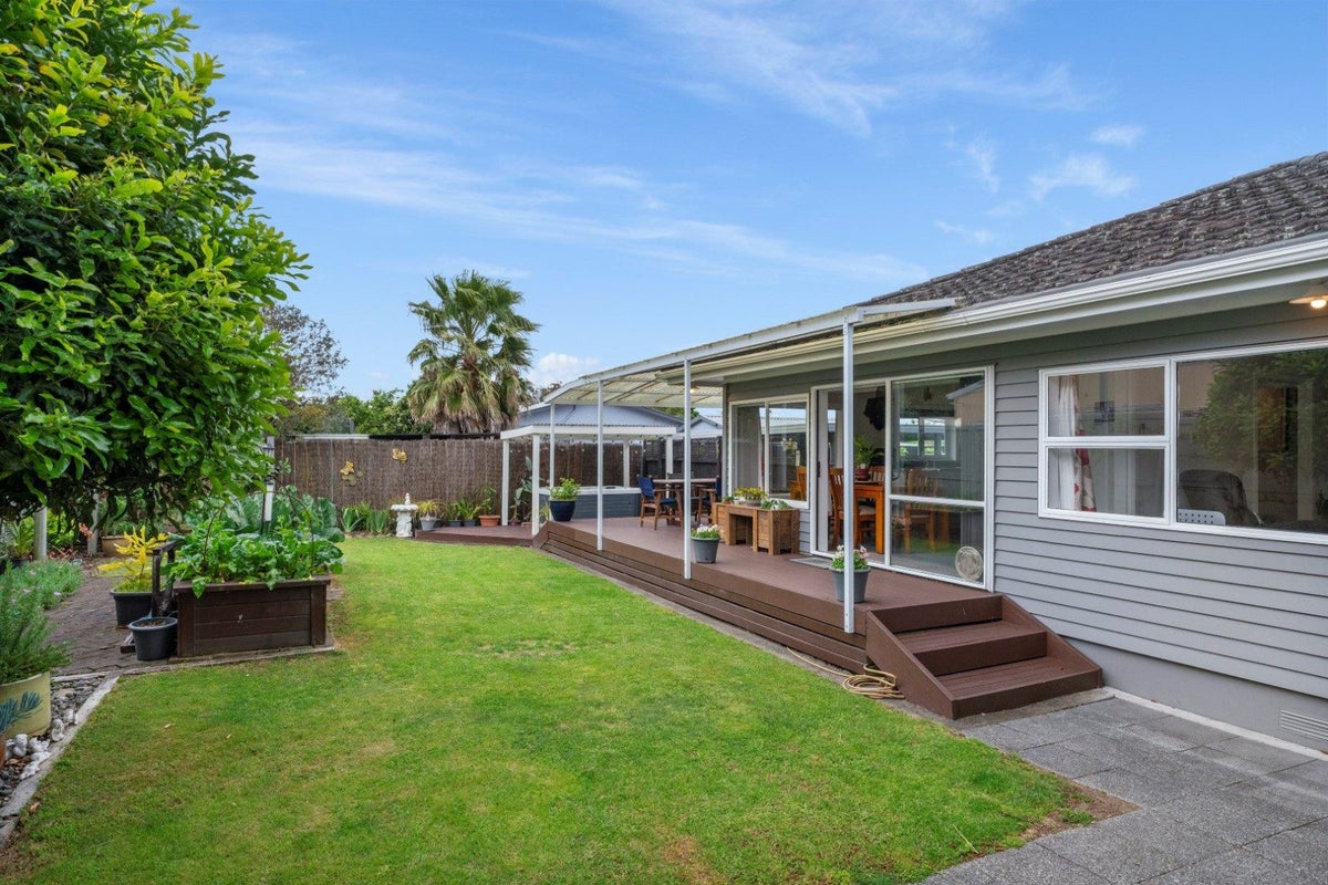 25C Greerton Road, Gate Pa, Tauranga - Carousel 1