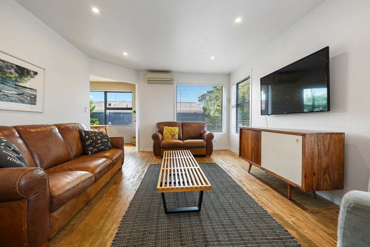 13 Mears Road, St Andrews, Hamilton - Carousel 2
