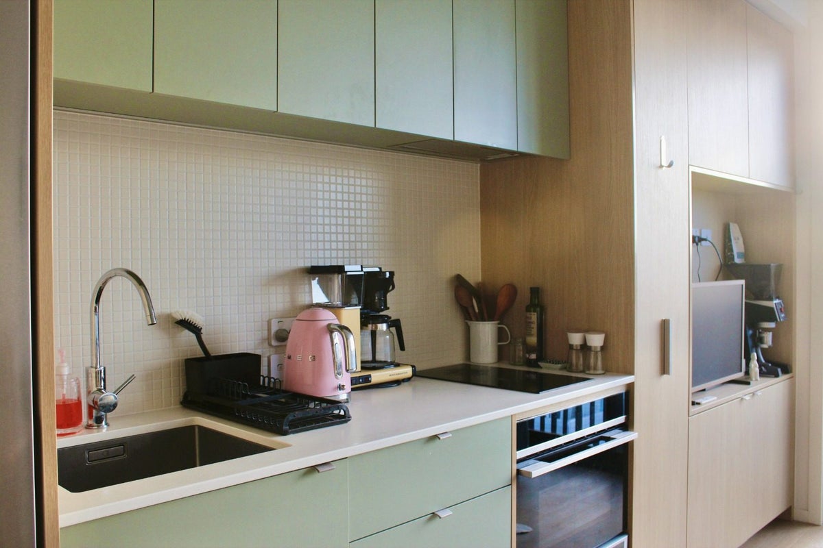 304/2 Finch Street, Morningside, Auckland - Carousel 2